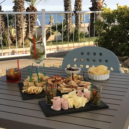 圣吉尤瑟佩别墅酒店 3*