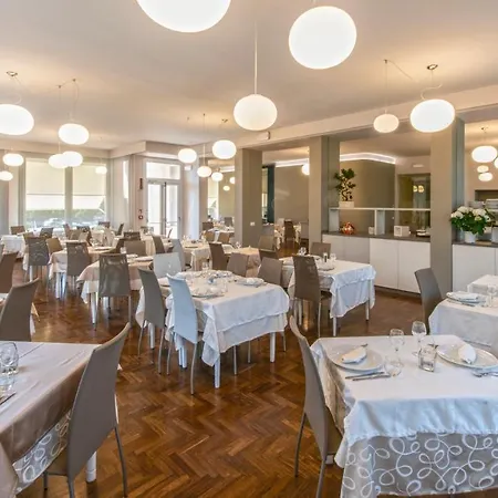 Hotell San Giuseppe 3*